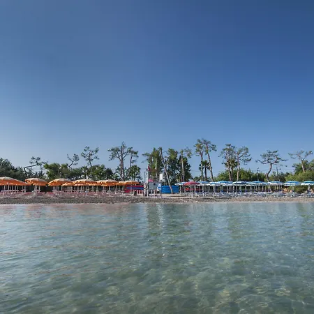 Blu Salento Village Feriested 4*