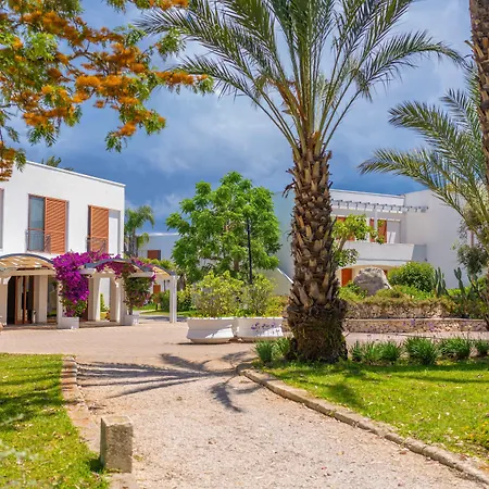 Blu Salento Village 4*