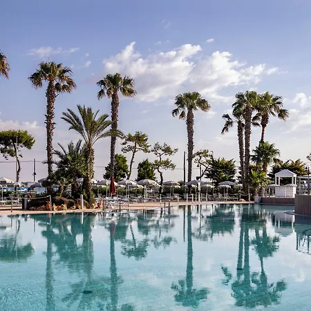 Blu Salento Village 4*