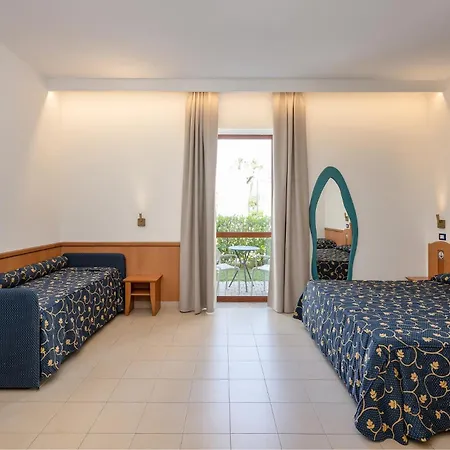 Blu Salento Village Semesteranläggning (resort) 4*