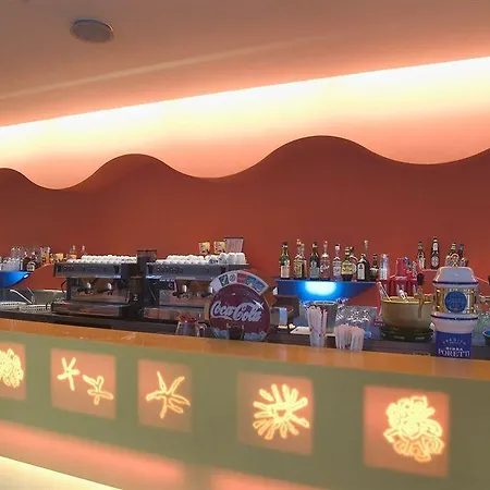 Blu Salento Village אתר נופש 4*